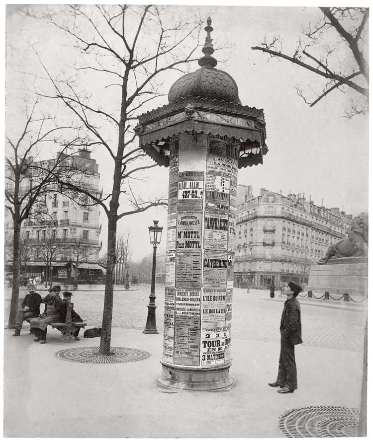 Eugène Atget. Place Denfert-Rochereau, 1898. Albumen print, 20.5 x 17.3 cm. Paris, Bibliothèque nationale de France. Photo: BnF
