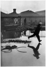 Henri Cartier-Bresson. Derrière la gare Saint-Lazare, Paris, France, 1932. Bibliothèque nationale de France, Paris
© Henri Cartier-Bresson / Magnum Photos, Òcourtesy Fondation Henri Cartier-Bresson.