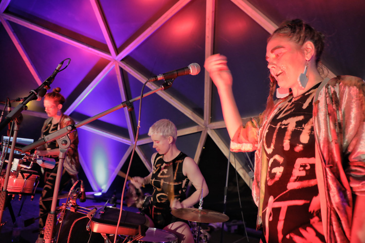 Charismatic Megafauna performing in the Fluxdome, E-Werk Luckenwalde 2019. Photo: Tim Haber, courtesy Block Universe and E-Werk Luckenwalde.