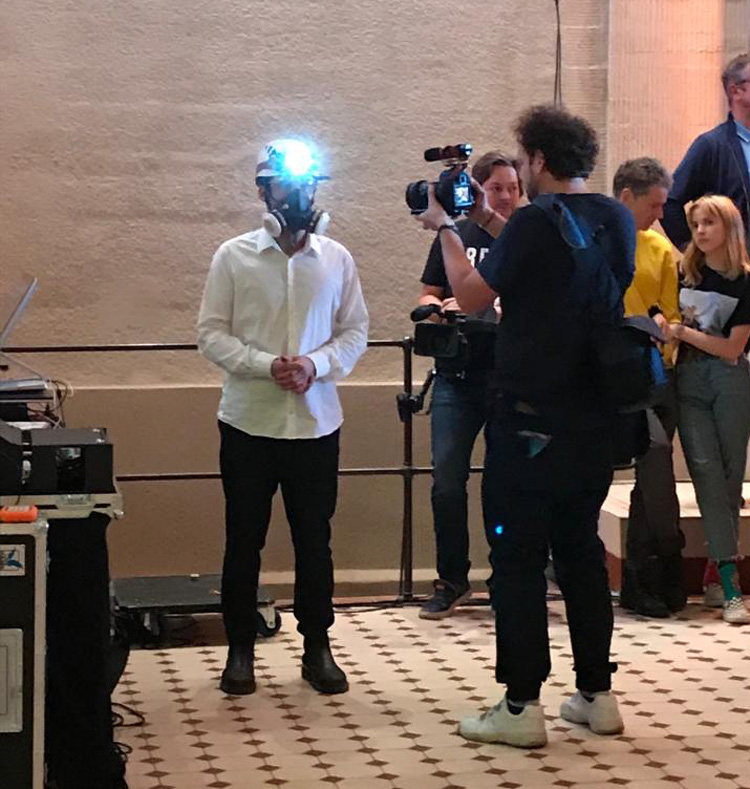 Pablo Wendel. Coal performance, E-Werk Luckenwalde, 2019. Photo: Anna McNay.
