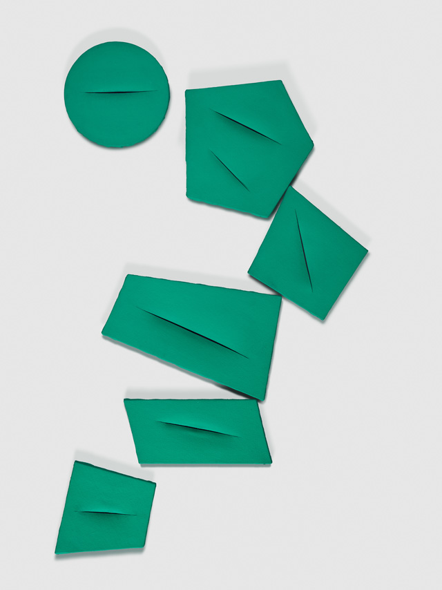 Lucio Fontana, Spatial Concept, The Quanta, 1959. Water-based paint on canvas with slashes, 6 parts, dimensions variable. Private collection, Italy. © Fondazione Lucio Fontana, Bilbao, 2019.