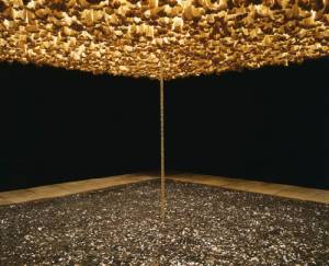 Cildo Meireles. Mission/Missions (How to build cathedrals), 1987. Coins, bones, communion wafers, light, paving stones and fabric, approx 300 x 600 x 600 cm. Daros Latinamerica Collection, Zürich. Photograph: Zoe Tempest, Zürich
© the artist.