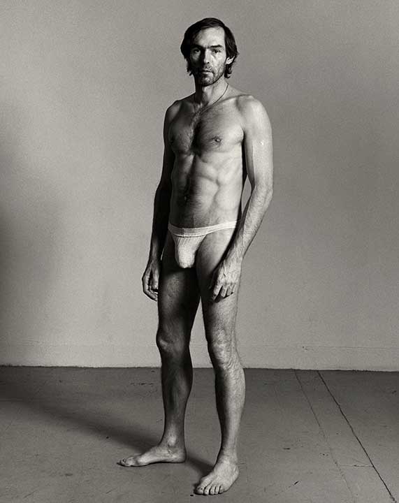Peter Hujar. Self-Portrait, 1980. Image © 2025 the Peter Hujar Archive / Artists Rights Society (ARS), NY, DACS London, Pace Gallery, NY, Fraenkel Gallery, SF, Maureen Paley, London, and Mai 36 Galerie, Zurich.