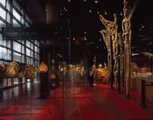Mus&eacute;e du quai Branly, Paris, Frankrig
AJN; Ateliers Jean Nouvel. Interior view. Photo: Philippe Ruault 
&copy; Philippe Ruault