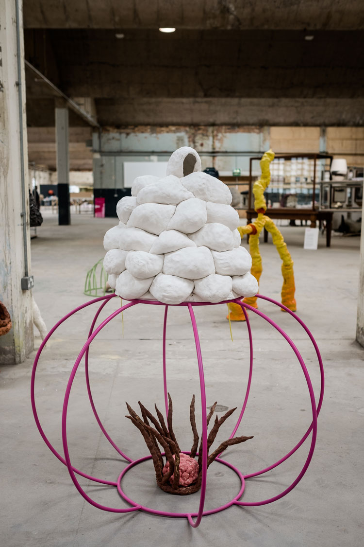 Sam Lucas. Puffa, 2019. Ceramic, steel, H190 x L107 x W107 cm. Photo: Jenny Harper photography.