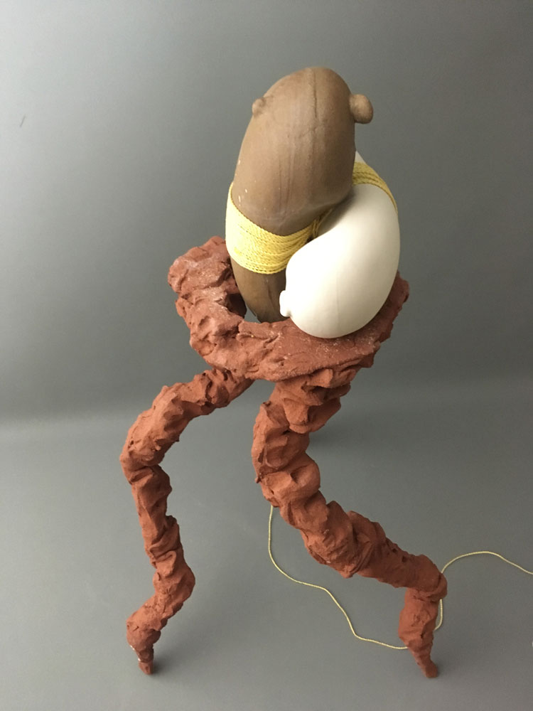 Sam Lucas. Tippytoe, 2019. Porcelain and stoneware fired terracotta, textile, 77 x 47 x 47 cm. Photo: Sam Lucas.