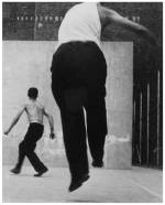Leon Levinstein. <em>Handball Players</em>, Lower East Side, 1950s&ndash;1960s.
Gelatin silver print, 32.9 x 26.4 cm.
The Metropolitan Museum of Art, Purchase, The Horace W. Goldsmith Foundation Gift,
through Joyce and Robert Menschel, 1987. 