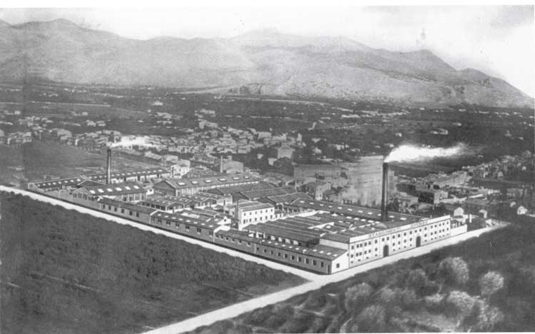 Archive photograph depicting factories in what is now Cantieri Culturali alla Zisa in Palermo, 1902-1938, courtesy Archivio Ducrot, Collezioni Scientifiche, Dipartimento di Architettura, Università degli Studi di Palermo.