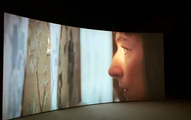 Daria Martin: Tonight the World, installation view, The Curve, Barbican Centre, London, 2019. Photo: Martin Kennedy.