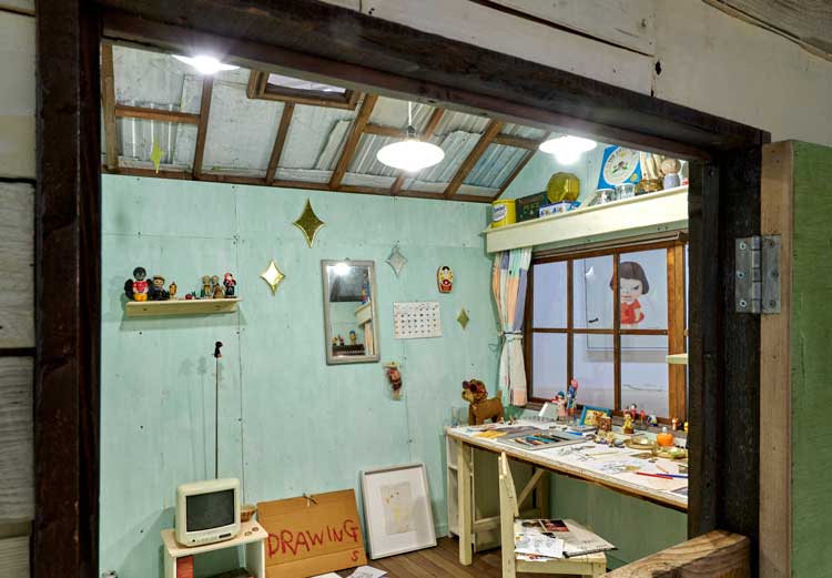 Yoshitomo Nara. My Drawing Room 2008, Bedroom Included, 2008. Installation view, Guggenheim Museum Bilbao, 28 June – 3 November 2024. Image courtesy Guggenheim Museum Bilbao.