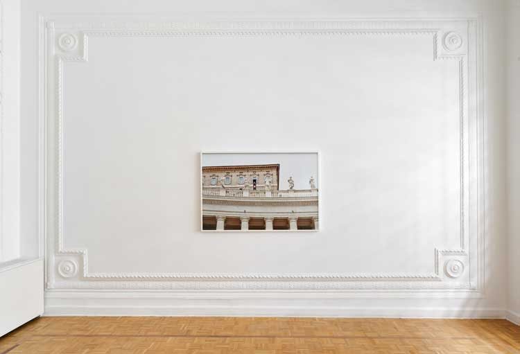 Catherine Opie: Walls, Windows and Blood. Installation view, Thomas Dane Gallery, Naples, 19 September – 18 November 2023. © Catherine Opie. Courtesy the artist, Thomas Dane Gallery and Regen Projects, Los Angeles. Photo: M3Studio.