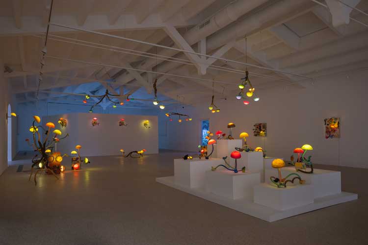 Mika Rottenberg, Vibrant Matter, installation view, Hauser & Wirth Menorca, 2025. Photo: Damian Griffiths. © Mika Rottenberg, courtesy the artist and Hauser & Wirth.