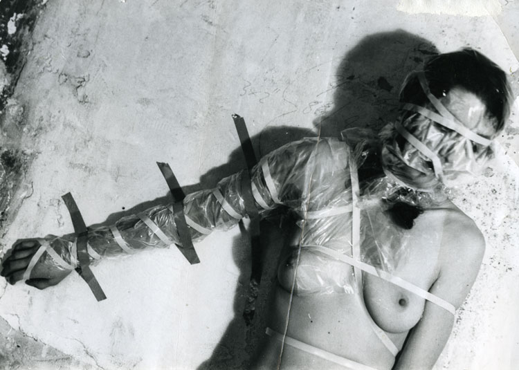 Elaine Shemilt, Constraint,1979. Photo etching, 52 x40 cm. Image courtesy and copyright the artist.