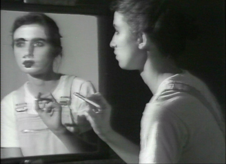 Elaine Shemilt, Doppelgänger, 1979-81. Monochrome videotape 1/2 inch EIAJ format, 9 min 12 sec. Photo courtesy and copyright the artist.