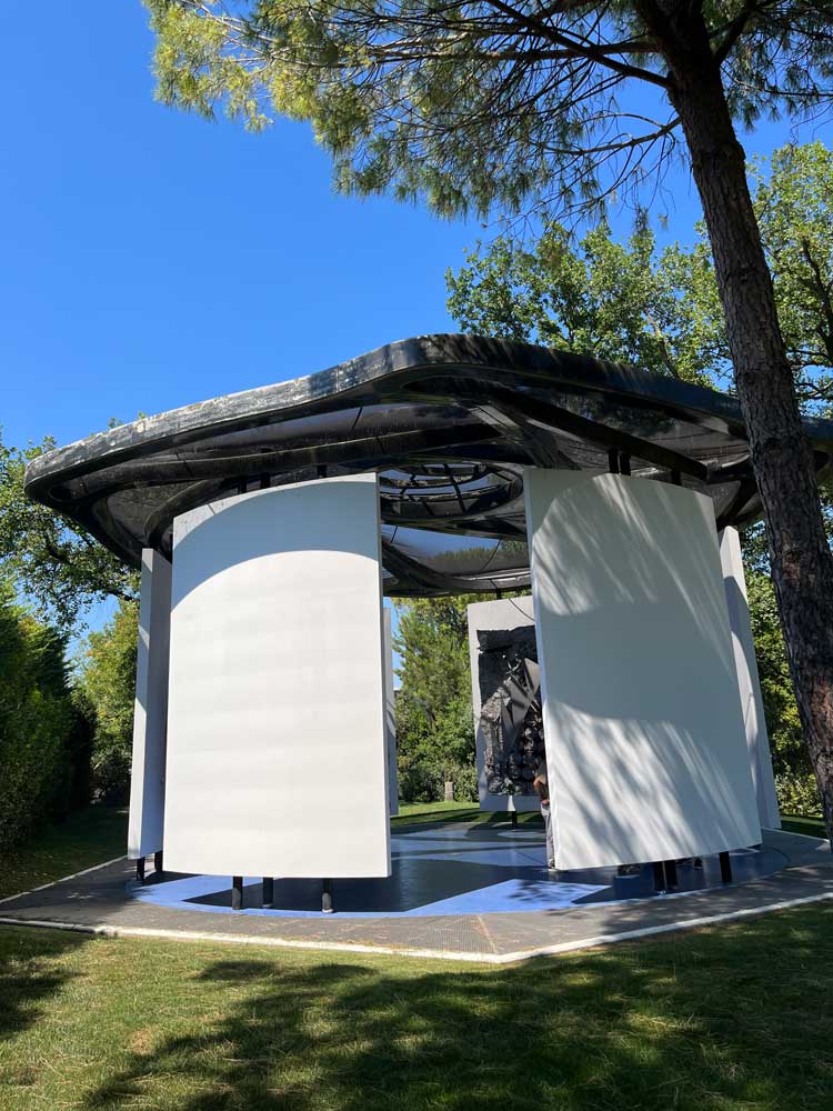 Frank Stella, Chapel, at the Venet Foundation, Le Muy. Photo: Veronica Simpson.
