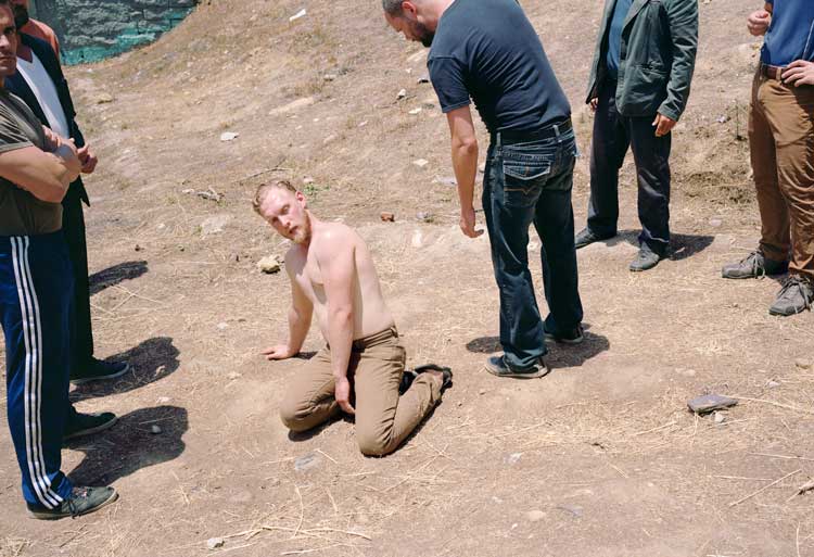 Jeff Wall, Listener, 2015. Inkjet print, 167.3 x 240.3 x 6.5 cm (65 7/8 x 94 5/8 x 2 9/16 in). © Jeff Wall. Courtesy White Cube.